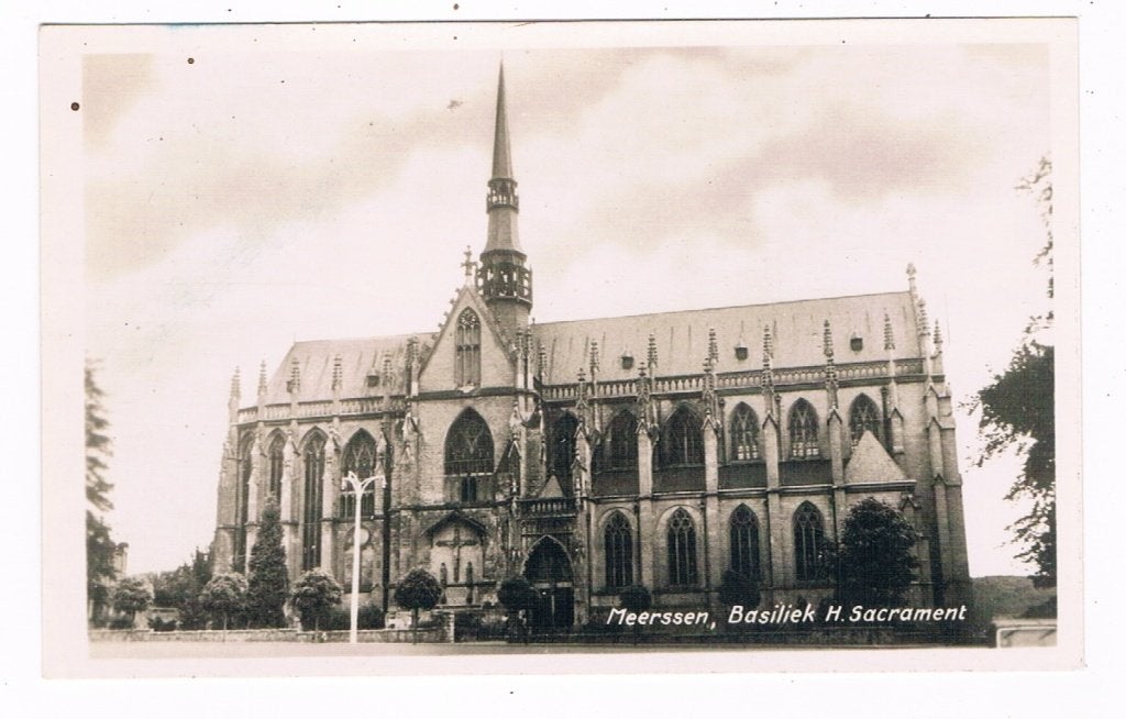 20 / MEERSSEN : Basiliek H. Sacrament, Verzamelen, Ophalen of Verzenden, 1940 tot 1960, Ongelopen, Limburg