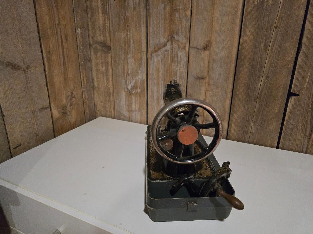 Antieke Singer naaimachine, Antiek en Kunst, Ophalen