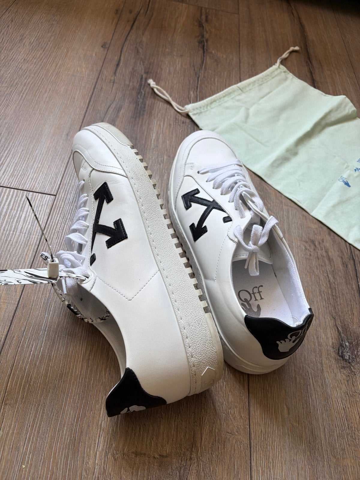 Off-White Sneakers Maat 46 - Zo Goed als Nieuw, Wit, Ophalen of Verzenden, Sneakers of Gympen, Zo goed als nieuw