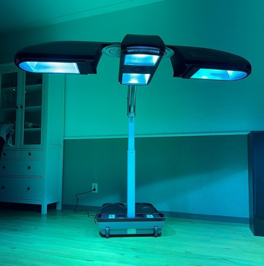 18 uur : Philips Sunmobile HB975 Zonnehemel + Infrarood, Ophalen of Verzenden, Zo goed als nieuw, Zonnebank enkelzijdig, Minder dan 10 lampen