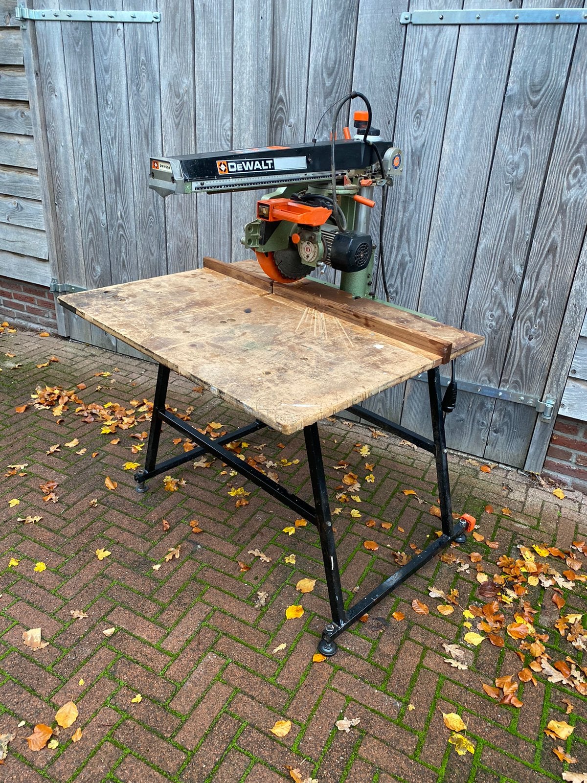 Dewalt radiaalzaag zaagmachine afkortzaag, 70 mm of meer, Ophalen of Verzenden, Zo goed als nieuw, Afkortzaag