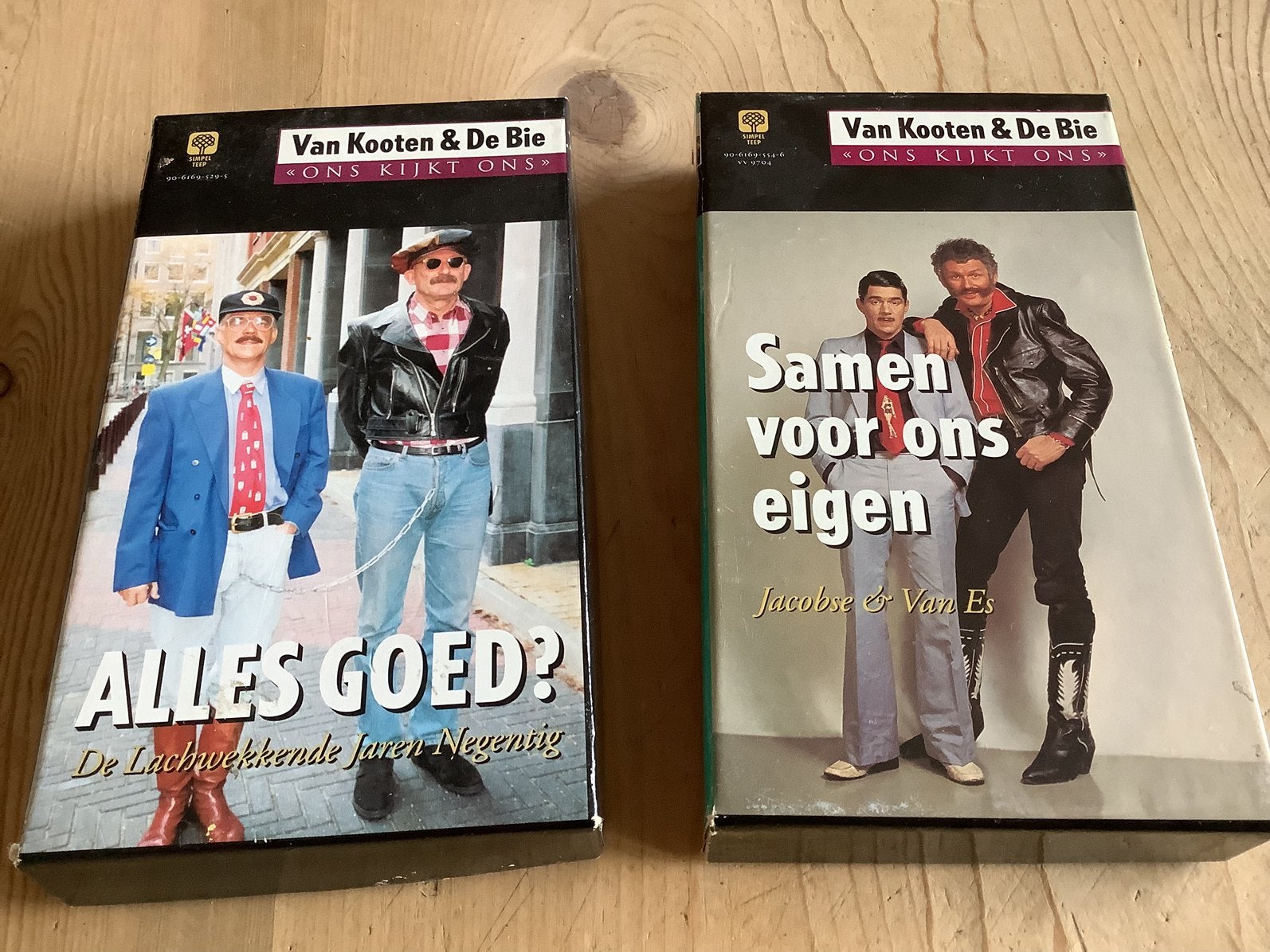 Van Kooten & De Bie , VHS  banden , zeer nette staat., Alle leeftijden, Ophalen of Verzenden, Zo goed als nieuw, Komedie