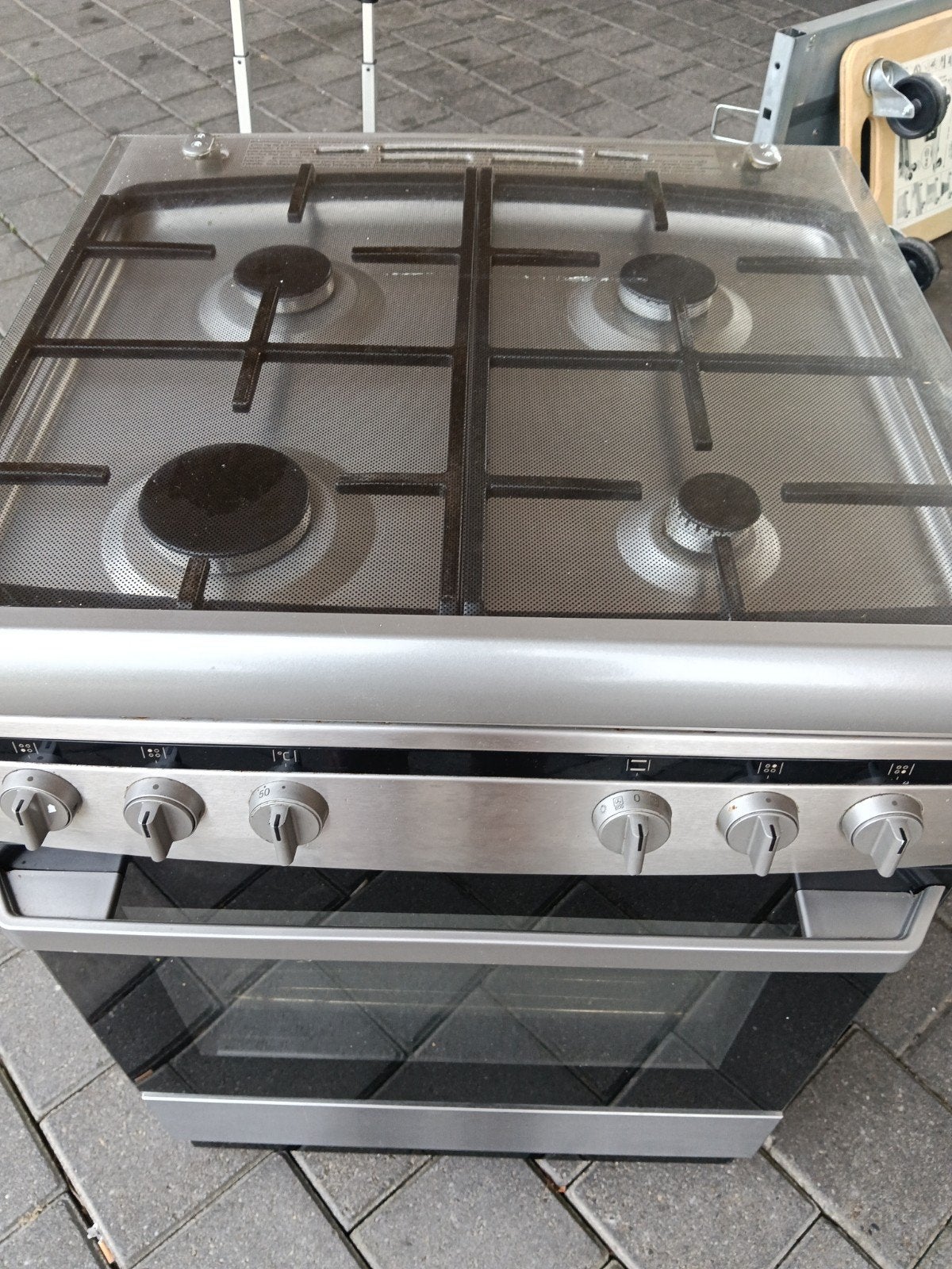 Vrijstaand gasfornuis met oven - Zo goed als nieuw, Witgoed en Apparatuur, Fornuizen, 60 cm of meer, Zo goed als nieuw, Gas, Vrijstaand
