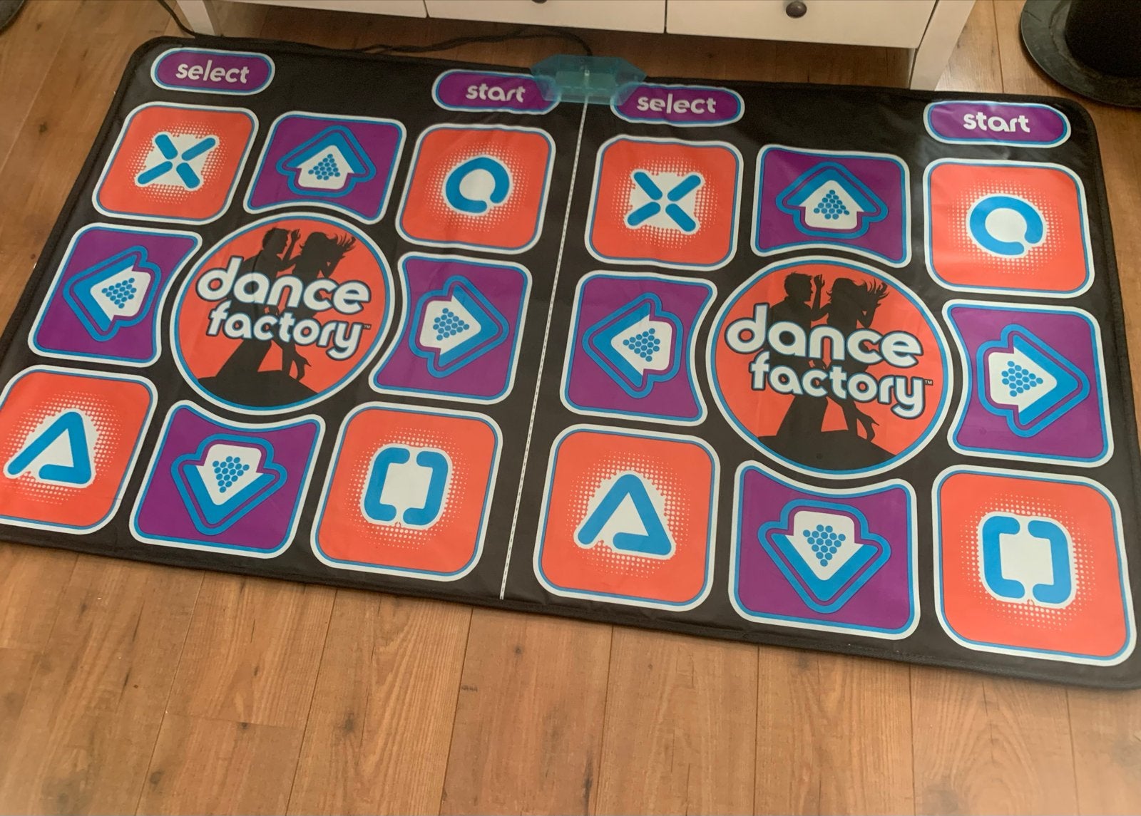 Dubbele Dansmat Dance Factory - Zo goed als nieuw, Spelcomputers en Games, Muziek, 2 spelers, Eén computer, Ophalen of Verzenden