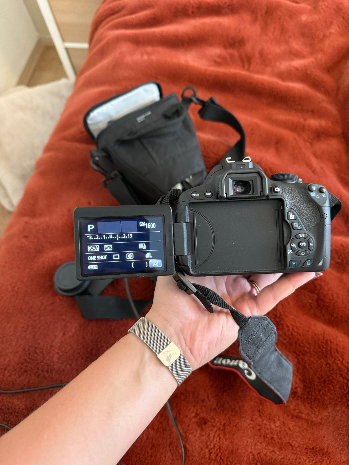 Foto 5 van Canon EOS 700D Spiegelreflexcamera met 18-55mm lens