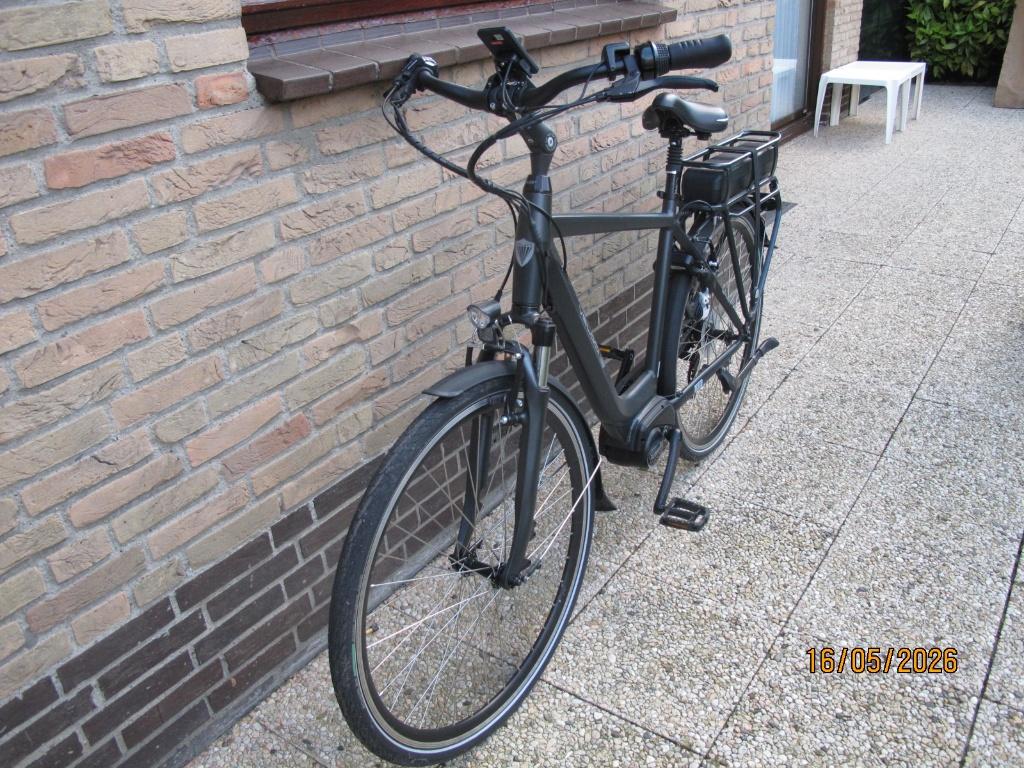 Herenfiets,   E Bike., Versnellingen, Zo goed als nieuw, Schijfrem, 53 tot 57 cm