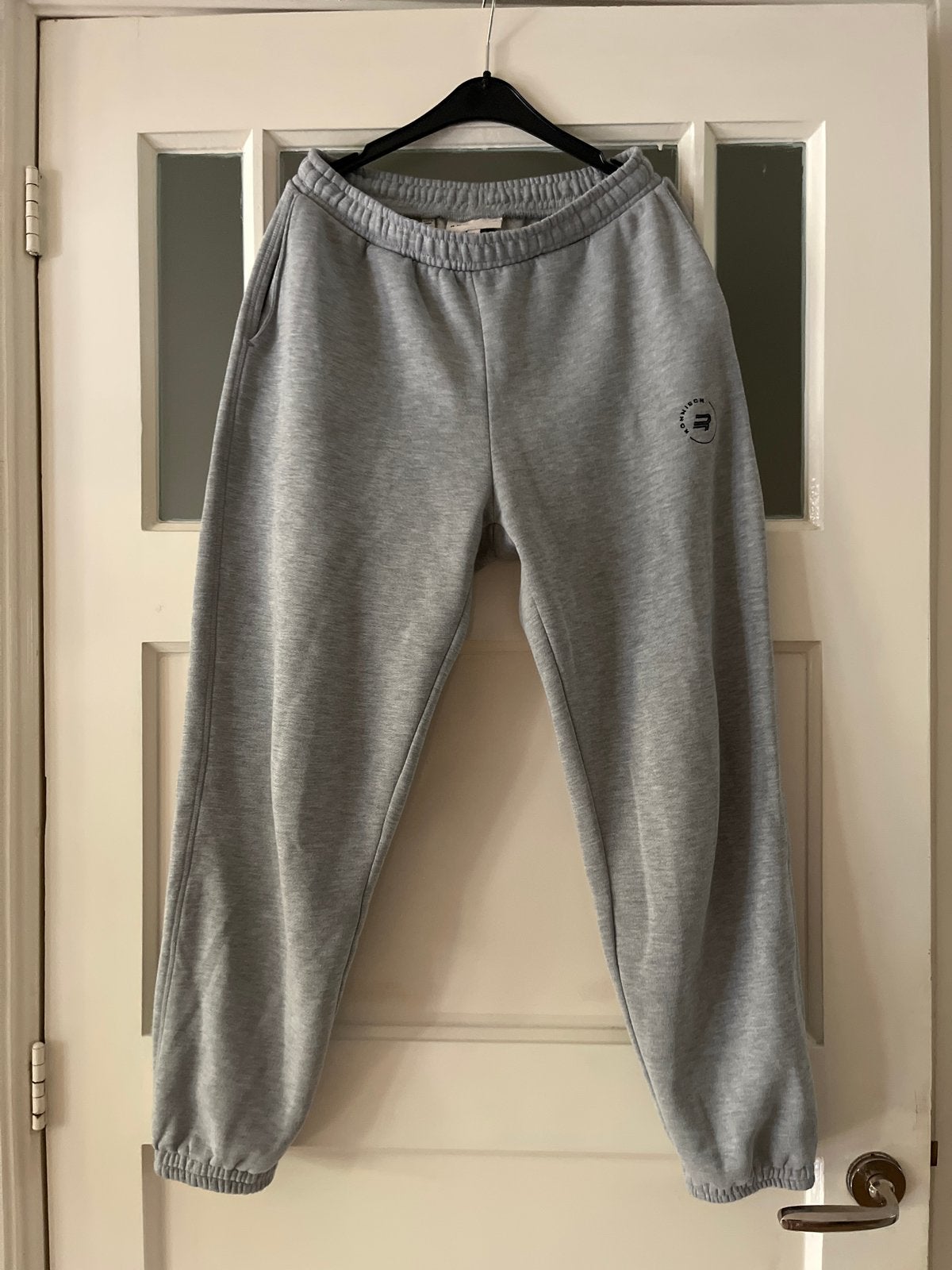 Röhnisch sportbroek / joggingbroek maat S, Kleding | Dames, Ophalen of Verzenden, Zo goed als nieuw, Maat 36 (S), Grijs