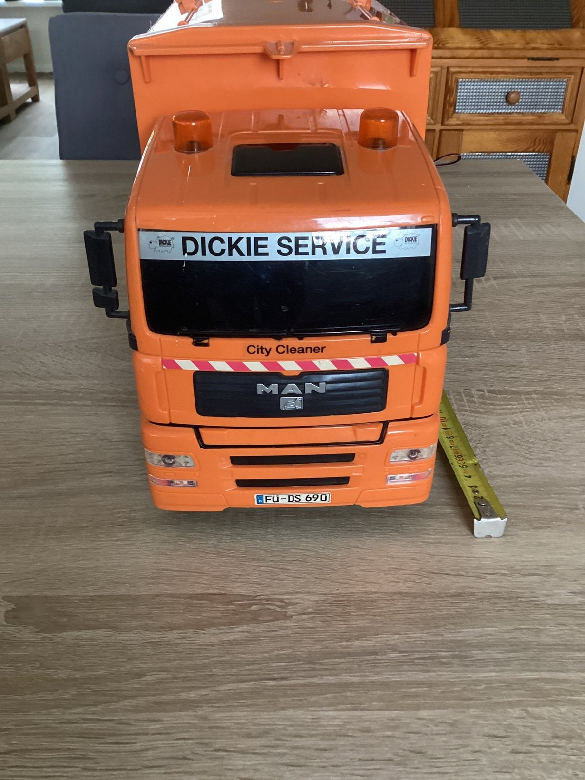 Vrachtwagen met container, Ophalen of Verzenden, Gebruikt
