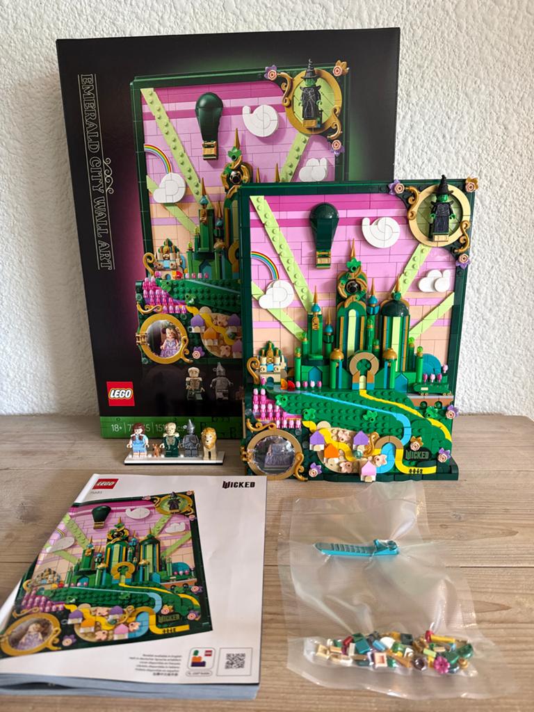 LEGO Emerald City Wall Art - The Wizard of Oz, Ophalen of Verzenden, Zo goed als nieuw, Overige merken
