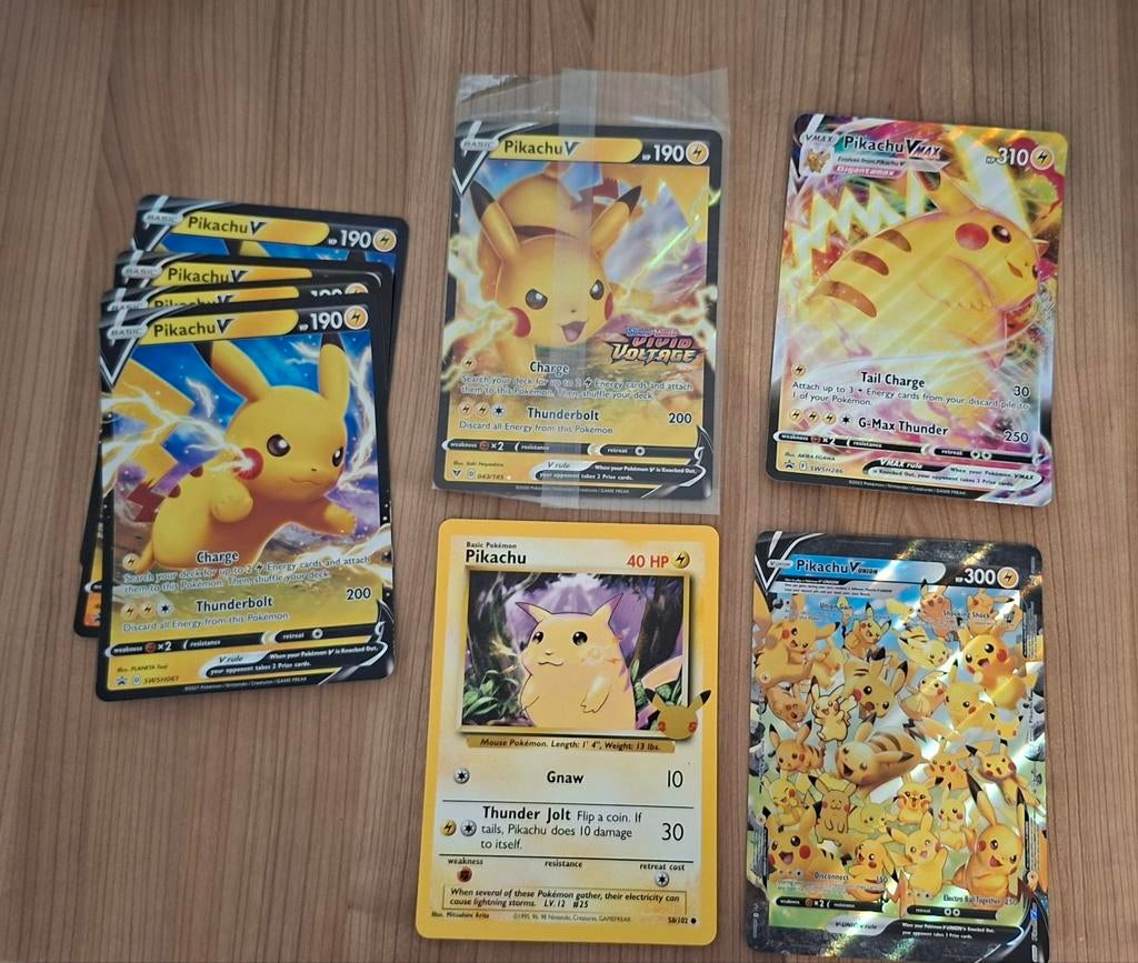 Pikachu jumbo kaarten., Ophalen of Verzenden