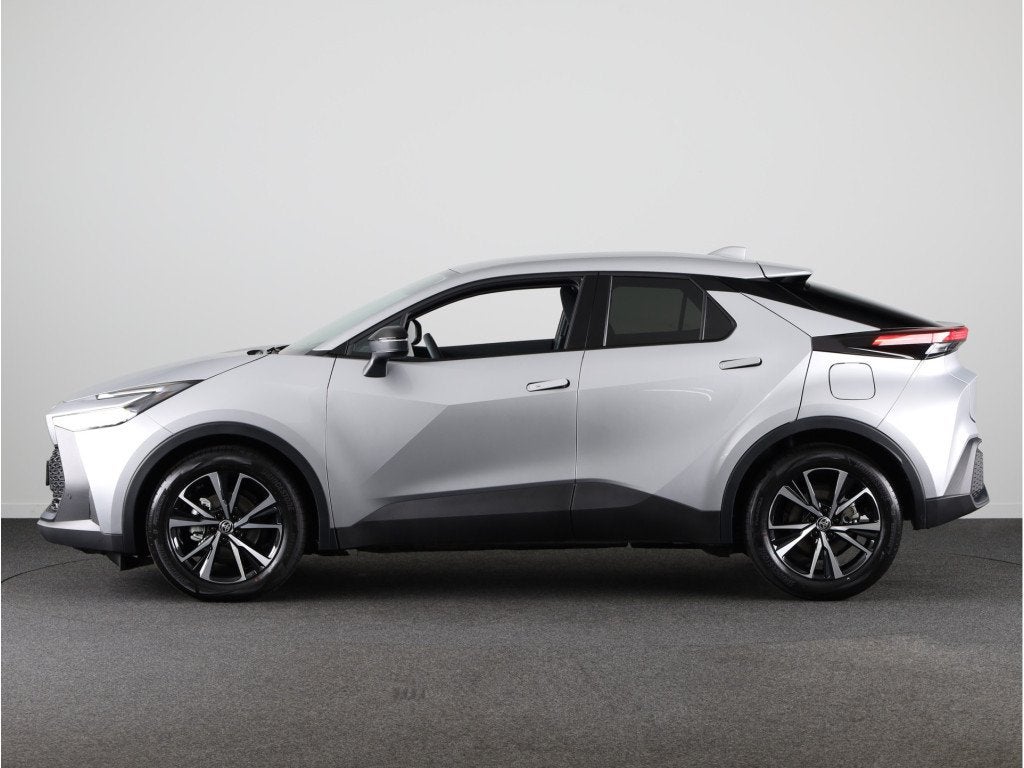 Toyota C-HR 1.8 Hybrid 140 Dynamic *Uit voorraad leverbaar*, Auto's, Stof, Zwart, 4 cilinders, Bedrijf