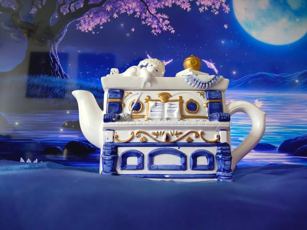 Teapot "The Piano" - The Village Collectables.25cm×18cm, Antiek en Kunst, Ophalen of Verzenden
