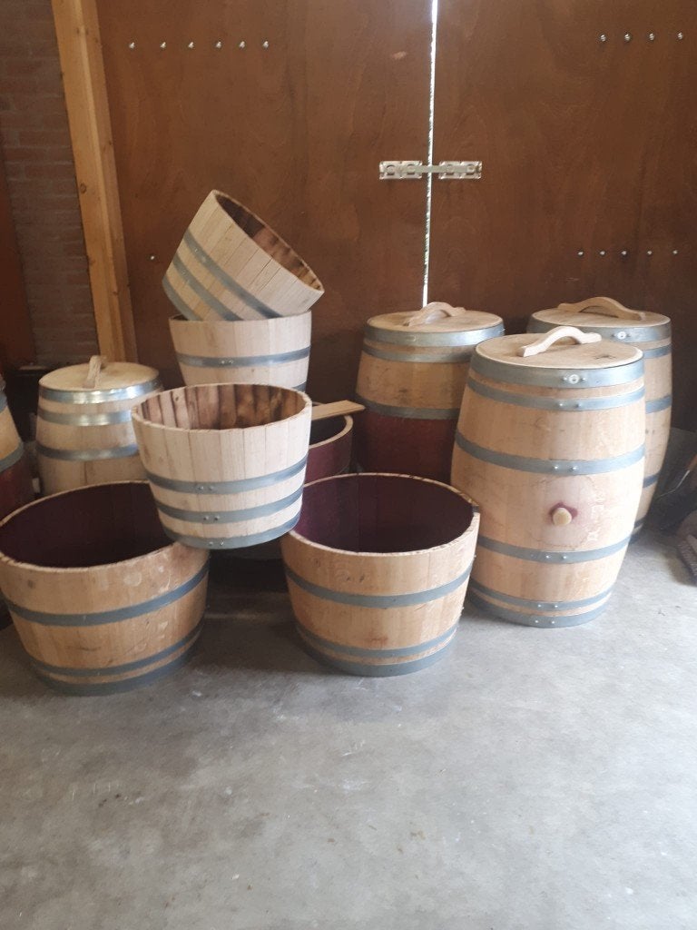 Te koop mooie regentonnen, 150 liter of meer, Ophalen, Hout