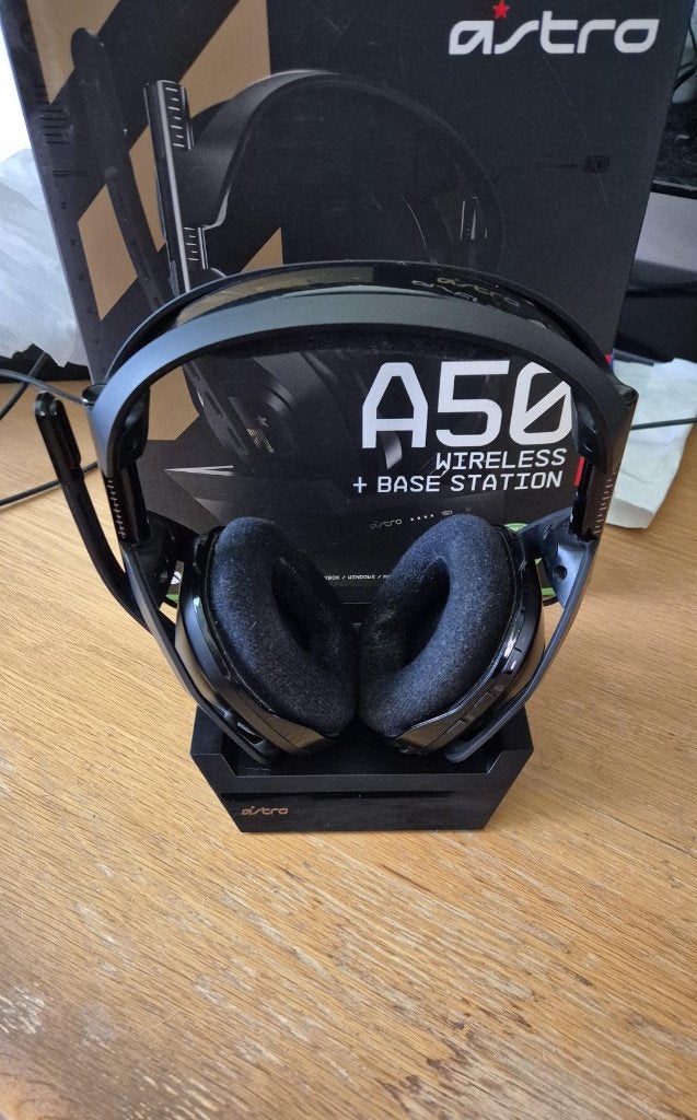 Astro A50 - Xbox Editie (Ook bruikbaar op PC/Switch 2), Mute-functie, Ophalen of Verzenden, Zo goed als nieuw, Draadloos