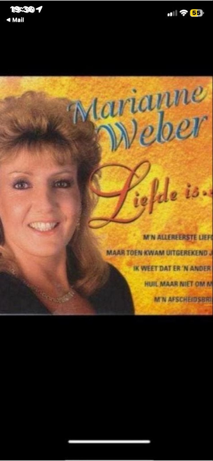 Marianne Weber - Liefde is... CD, Gebruikt, Inclusief boekje, Album, Schlager