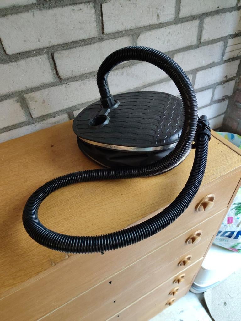 Decathlon Quechua Voetpomp voor opblaasbare artikelen, Ophalen, Gebruikt, Handmatig