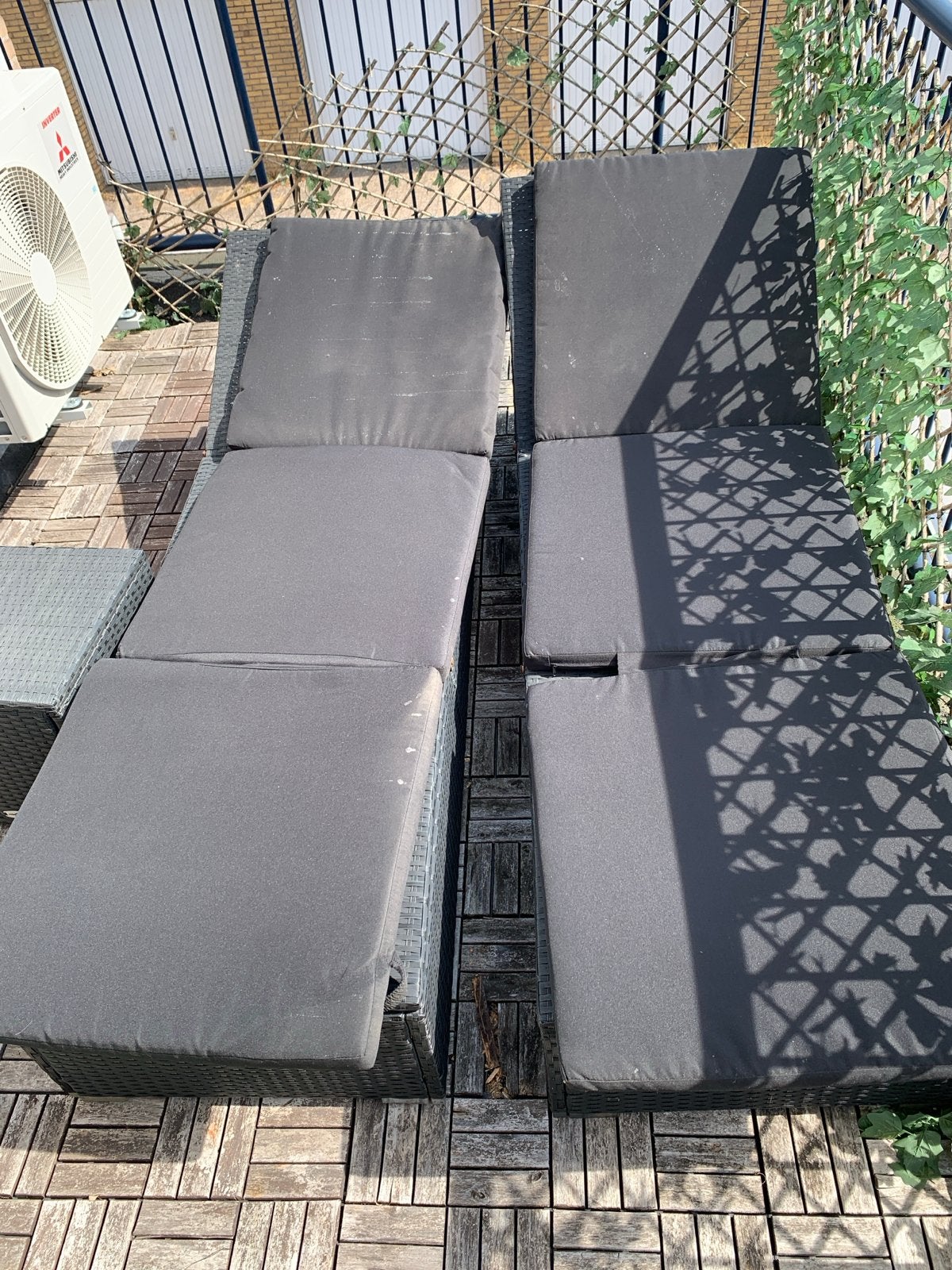 2x VidaXL Ligbedden met Kussens en Bijzettafel, Ophalen, Gebruikt, Wicker, Verstelbaar