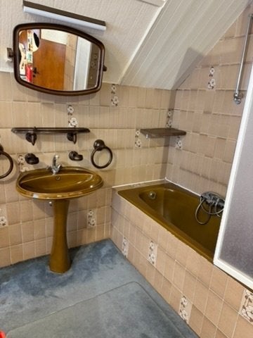 Vintage retro bad + wastafel – jaren 70 – bruin/olijfgroen, Ophalen, Huis en Inrichting