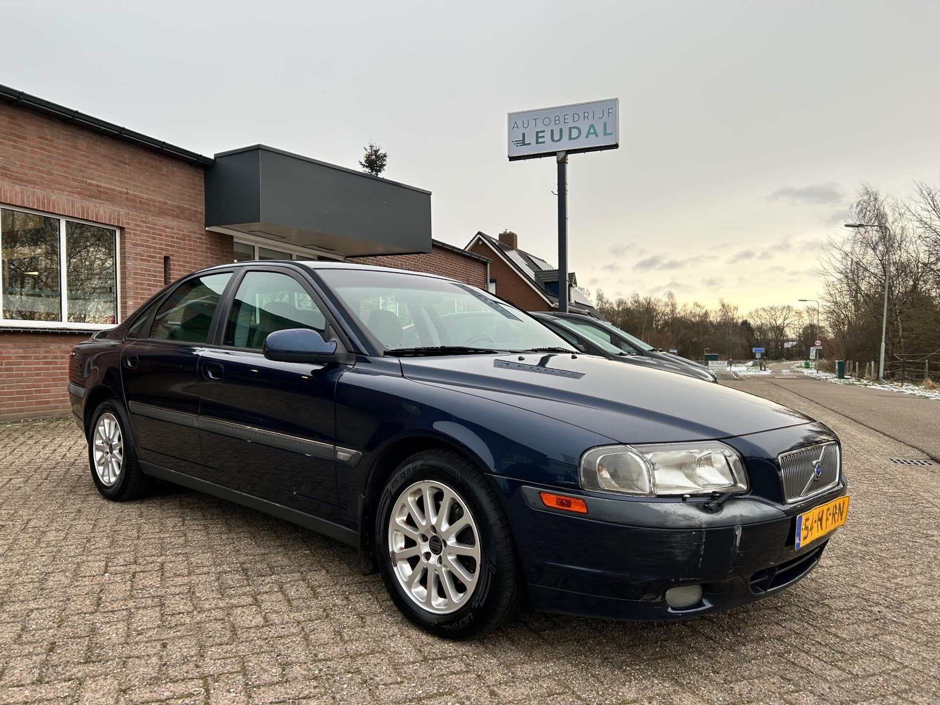 Volvo S80 2.4 Climate Line // Nieuwe APK // lage km-stand, Auto's, Blauw, Bedrijf, 170 pk, Sedan