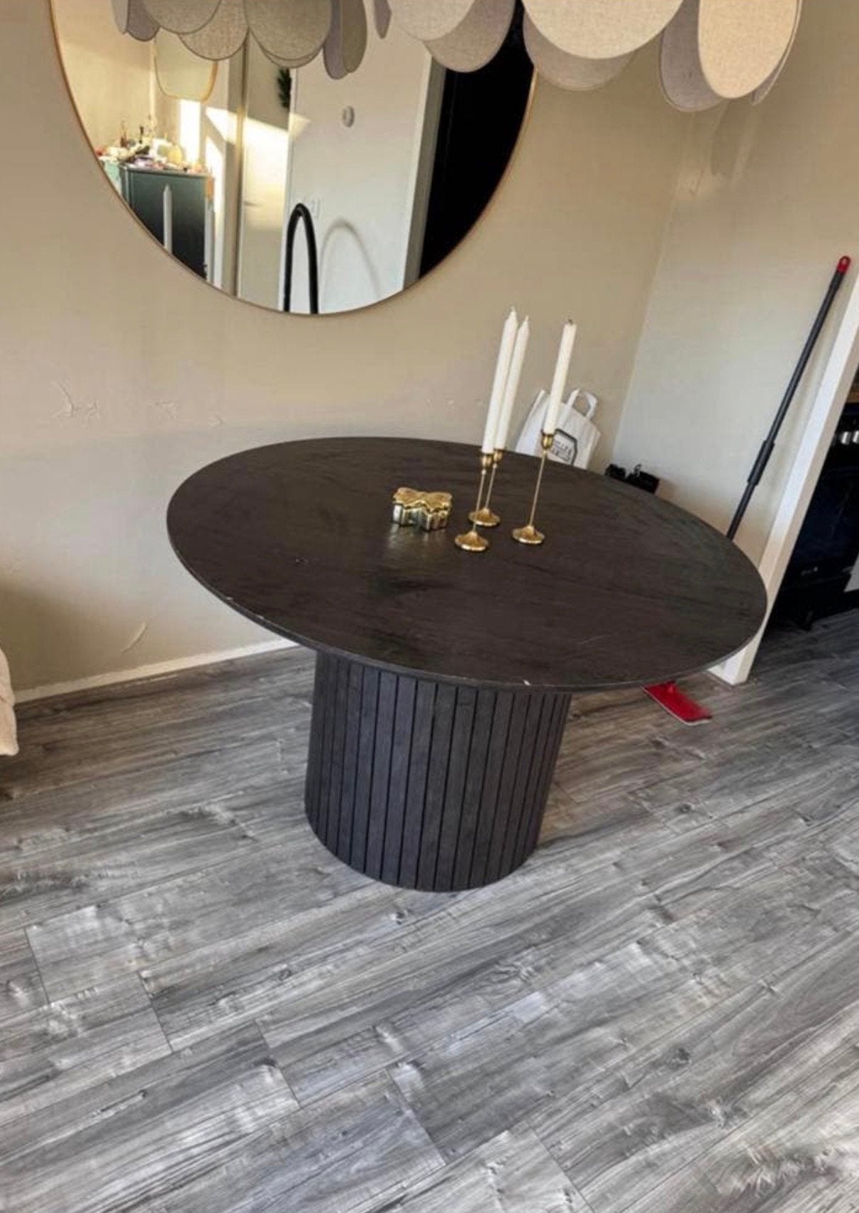 Ronde bruine eettafel, Ophalen of Verzenden, Zo goed als nieuw, Rond, 100 tot 150 cm