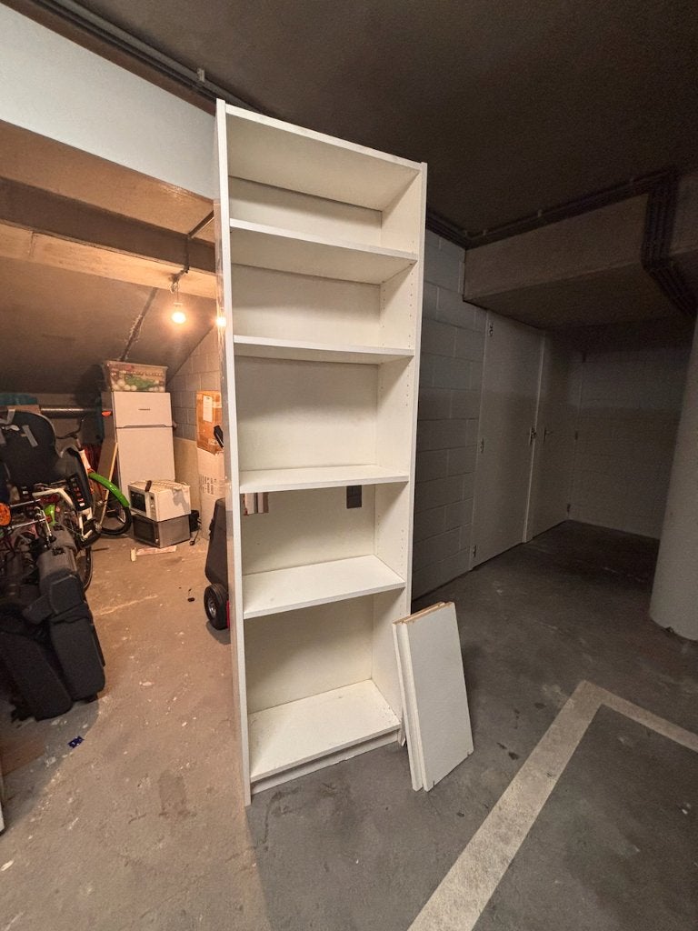GRATIS IKEA Billy Boekenkast - Wit, met extra planken, Huis en Inrichting, Kasten | Boekenkasten, Ophalen, Gebruikt, 200 cm of meer