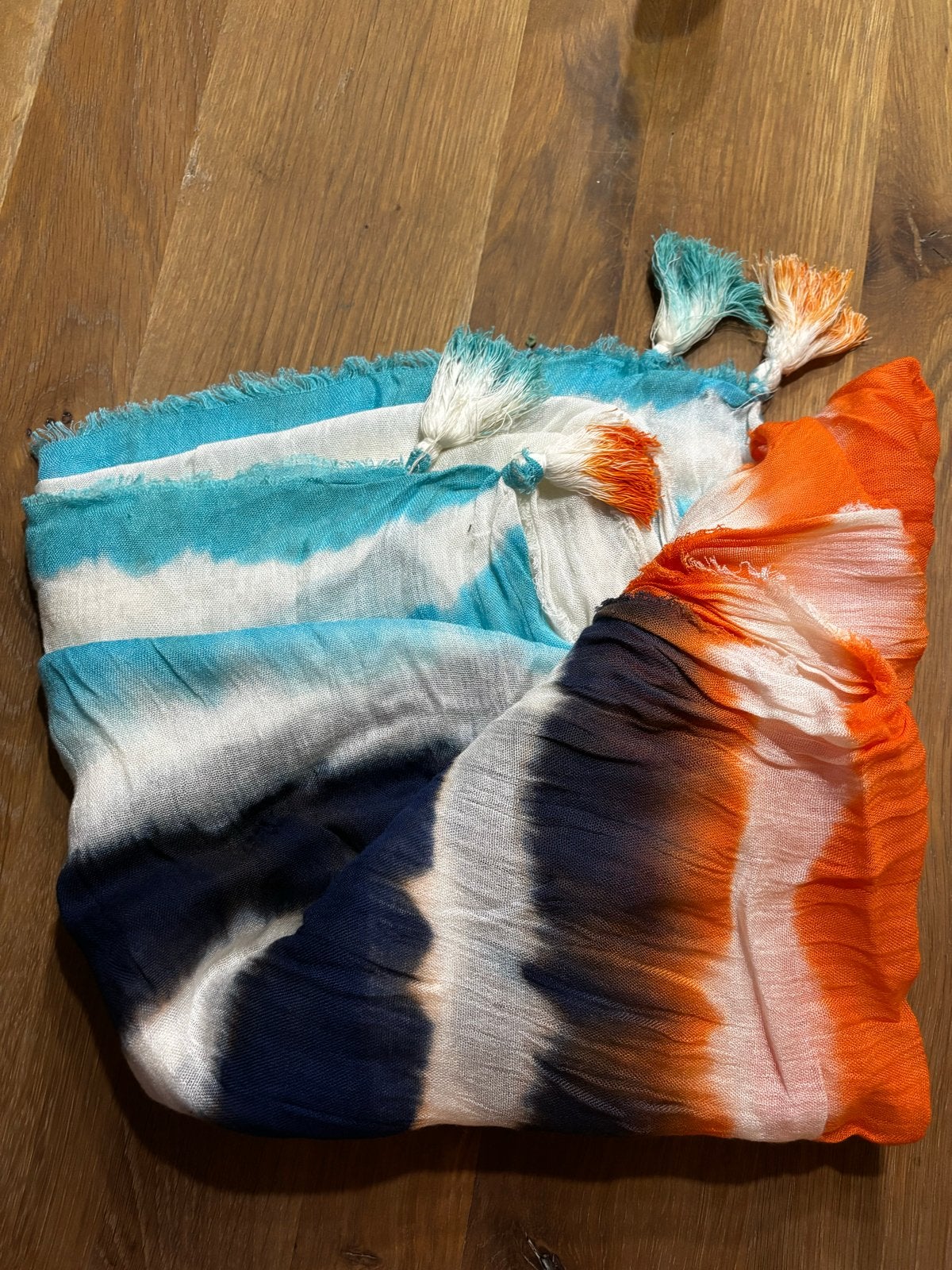 Grote fleurige sjaal 'Farika' van Expresso met kwastjes, Ophalen of Verzenden, Zo goed als nieuw, Maat 46/48 (XL) of groter, Sjaal