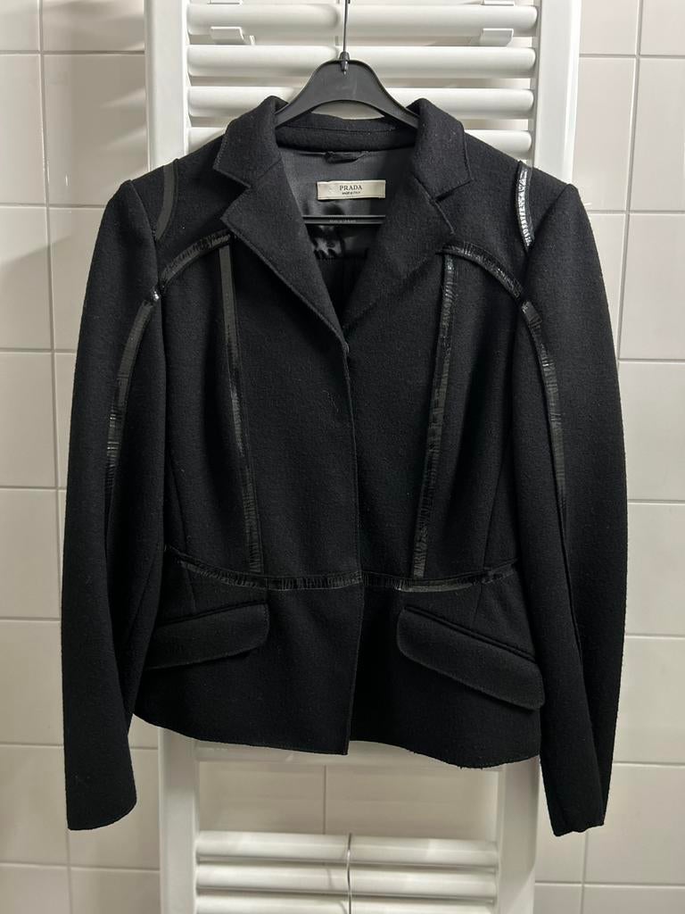 Prada - blazer, Kleding | Dames, Jasjes, Kostuums en Pakken, Zo goed als nieuw, Maat 34 (XS) of kleiner, Zwart, Ophalen of Verzenden