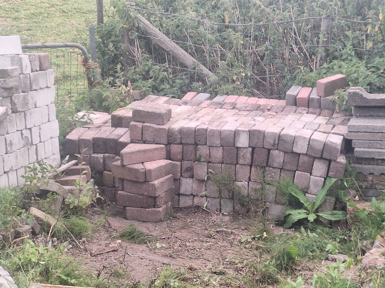 Gebruikte bakstenen voor tuin of bestrating, Doe-het-zelf en Verbouw, Ophalen, Gebruikt, Bakstenen