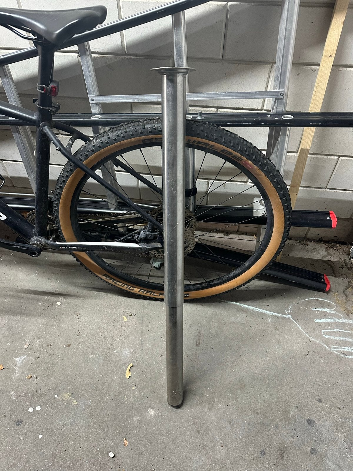 Verstelbare tafel/bar poot IKEA (846.090.85), Ophalen, Tafelpoot, Gebruikt, 50 tot 100 cm