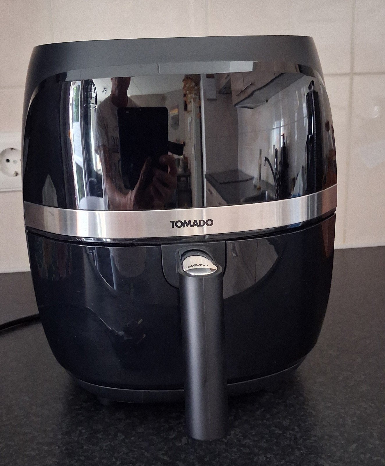Tomado Airfryer - Zo goed als nieuw