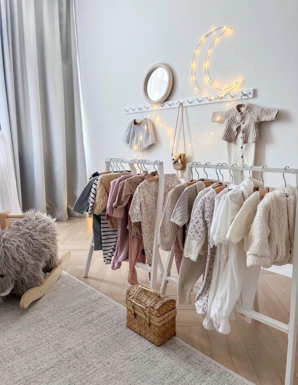Wit metalen kledingrekje voor baby- en kinderkleding, Ophalen, Zo goed als nieuw