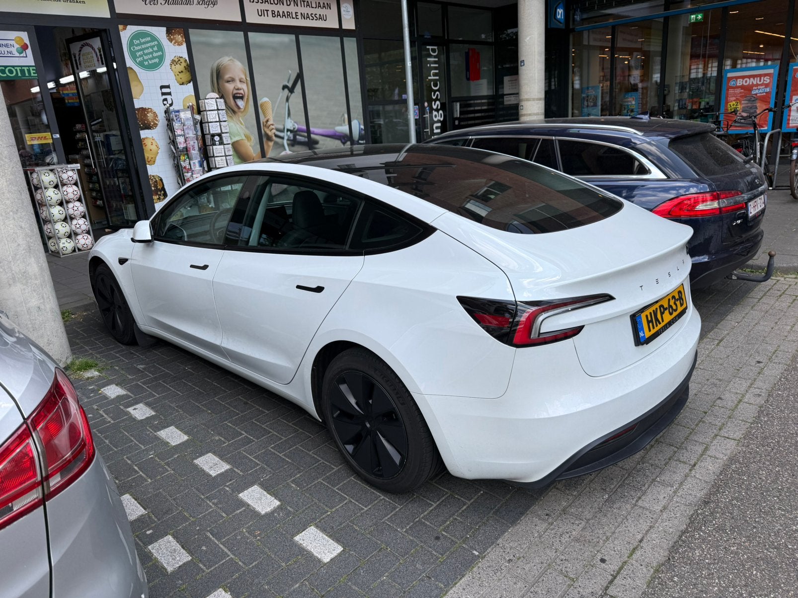 Foto 4 van Tesla Model 3 2023 Wit contractovername (financial)