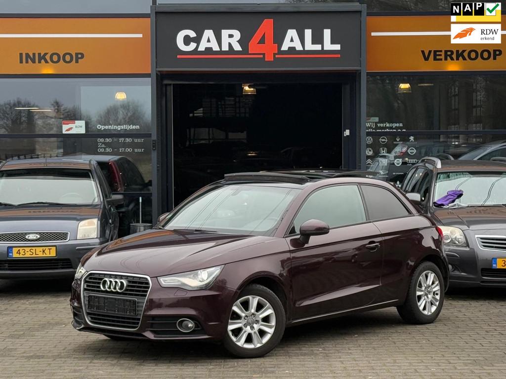 Audi A1 1.2 TFSI Pro Line S PANO/KEYLESS/STLVRM//BLUETOOTH/N, Auto's, Voorwielaandrijving, Zwart, 4 stoelen, Origineel Nederlands