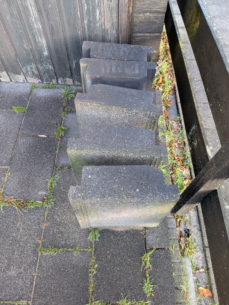 Betonnen traptreden, Ophalen, Gebruikt, Overige typen, Minder dan 5 m²