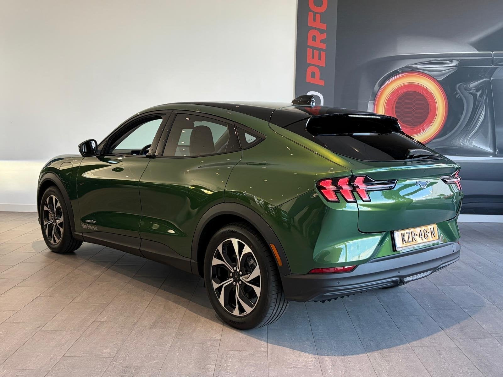 Ford Mustang Mach-E Standard RWD 73 kWh | TECHNOLOGY PACK+ |, Auto's, Automaat, Achterwielaandrijving, 750 kg, 474 min