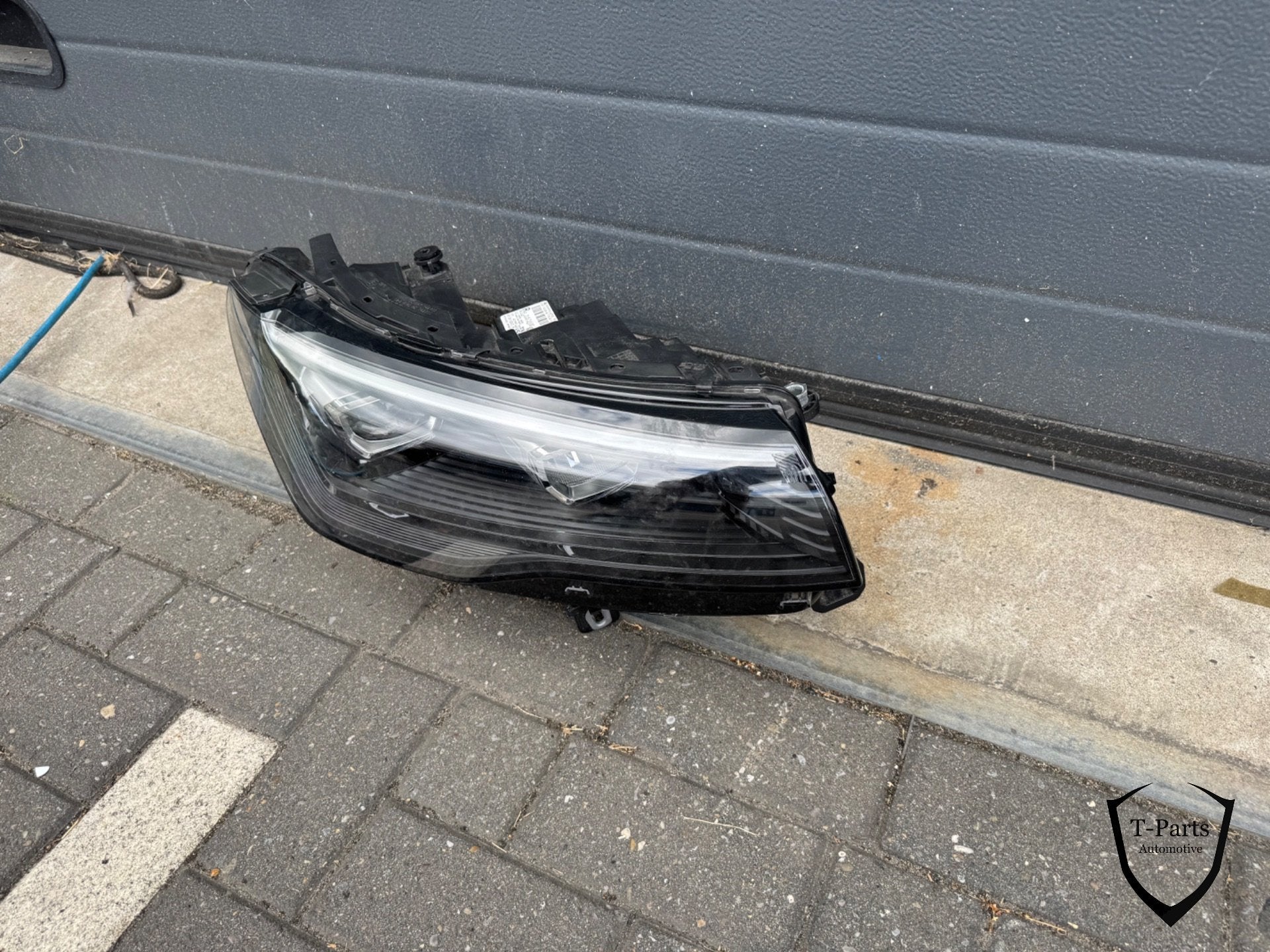 Volkswagen tiguan koplamp rechts lamp 571941036c, Gebruikt, Volkswagen, Volkswagen AG, Berliner Ring 2
38440  Wolfsburg, DE