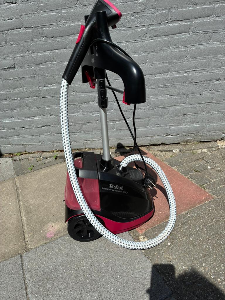 Tefal kledingstoomapparaat., Ophalen, Gebruikt