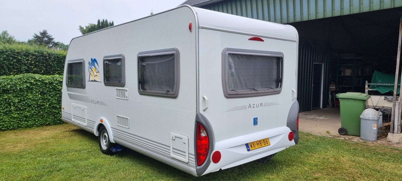 Knaus 500 Azur uit 2007 met Brand voortent - z.g.a.n., Caravans en Kamperen, Caravans, Particulier, Ophalen