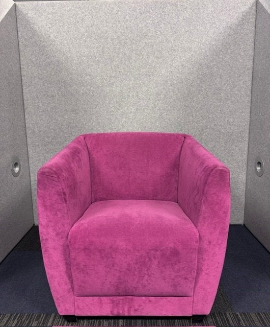 Fauteuil - roze - 80€ stuk, 6 stuks, Ophalen of Verzenden, Gebruikt, 75 tot 100 cm, 50 tot 75 cm