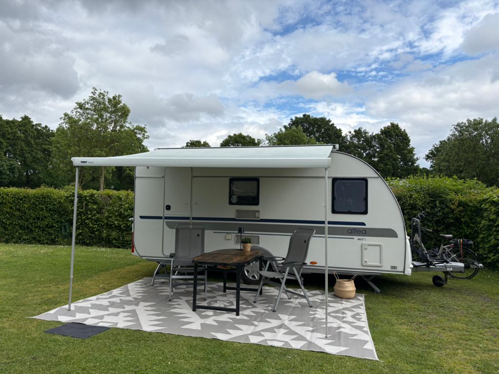 Adria Altea 462PS - Mover-Airco-Casetteluifel-Fietsendragers, Frans bed, Treinzit, Particulier, Luifel