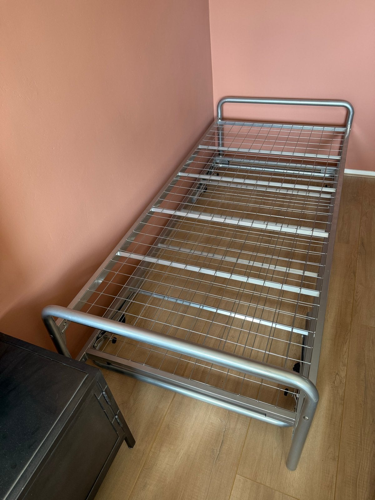 Praktisch metaal uitschuifbed 90x200cm, ideaal als logeerbed, Huis en Inrichting, Ophalen, Gebruikt, 90 cm, Tweepersoons