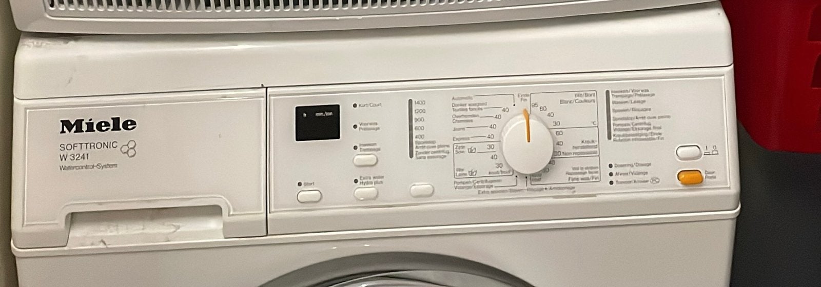 Miele Softtronic W3241 Wasmachine - Defect repair/onderdelen, Witgoed en Apparatuur, Wasmachines, Ophalen, Voorlader, Niet werkend