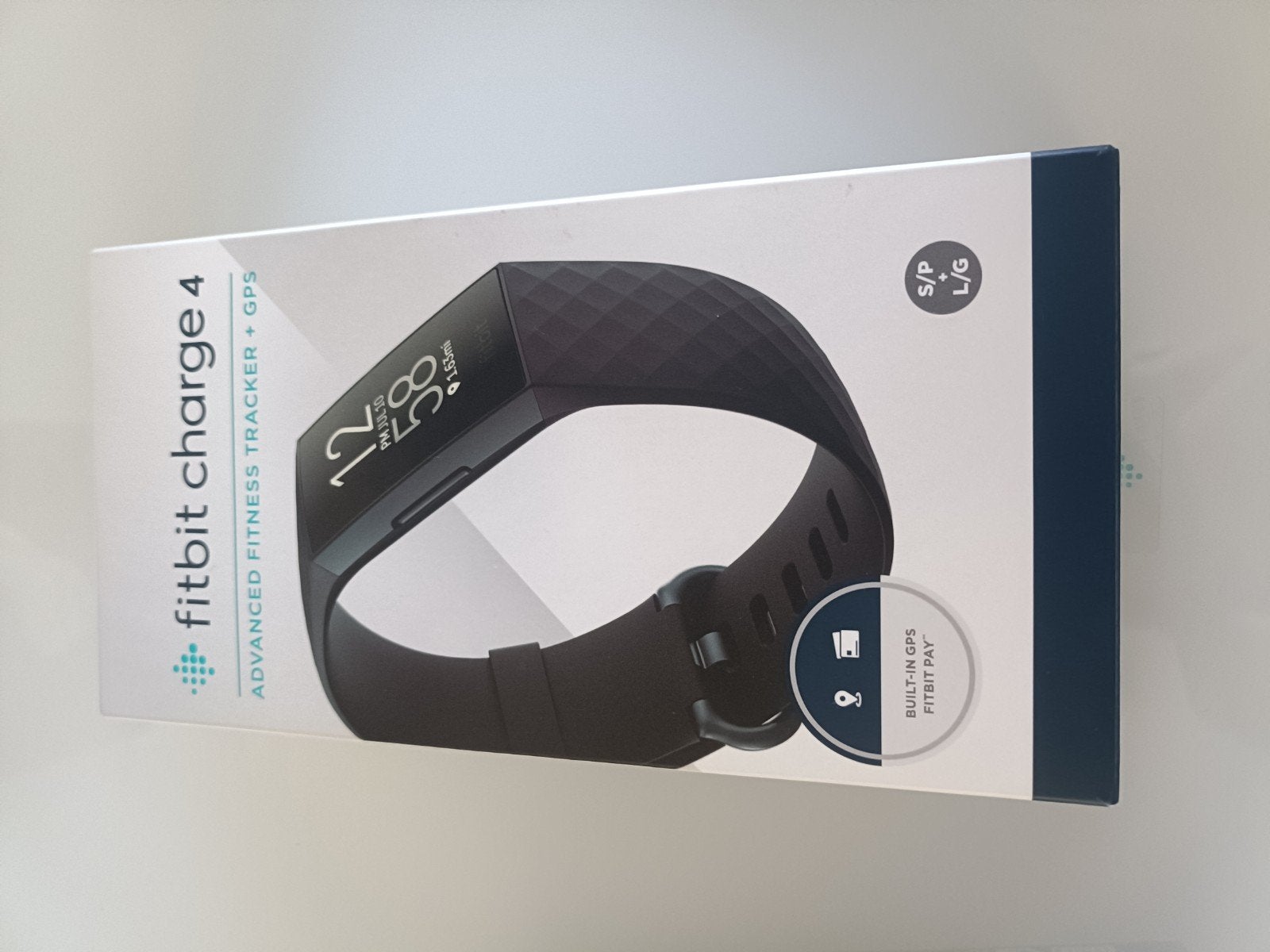 Fitbit Charge 4 te koop, Sport en Fitness, Hartslagmeters, Ophalen of Verzenden, Zo goed als nieuw, Overige merken