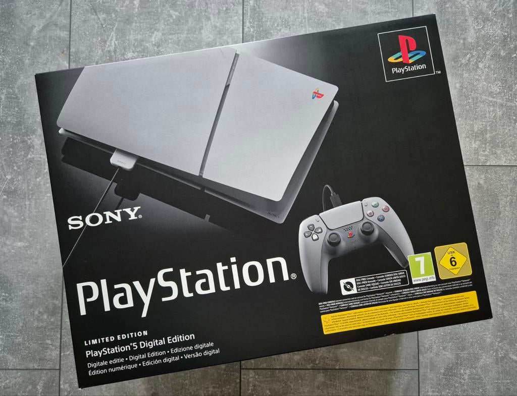 Playstation 5 Slim 30th Anniversary Limited Edition - Nieuw, Spelcomputers en Games, Spelcomputers | Sony PlayStation 5, Ophalen of Verzenden