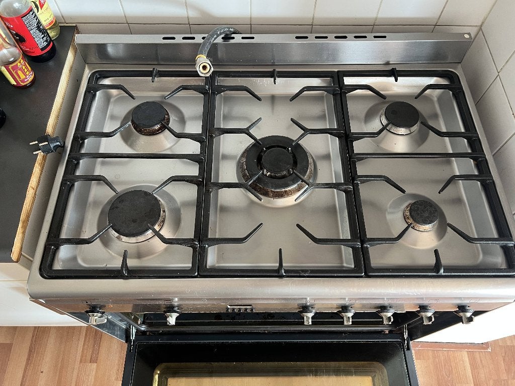 SMEG fornuis rvs SNL90D7, Witgoed en Apparatuur, Fornuizen, Gebruikt, Vrijstaand, Gas, 5 kookzones of meer, 90 tot 95 cm, 60 cm of meer