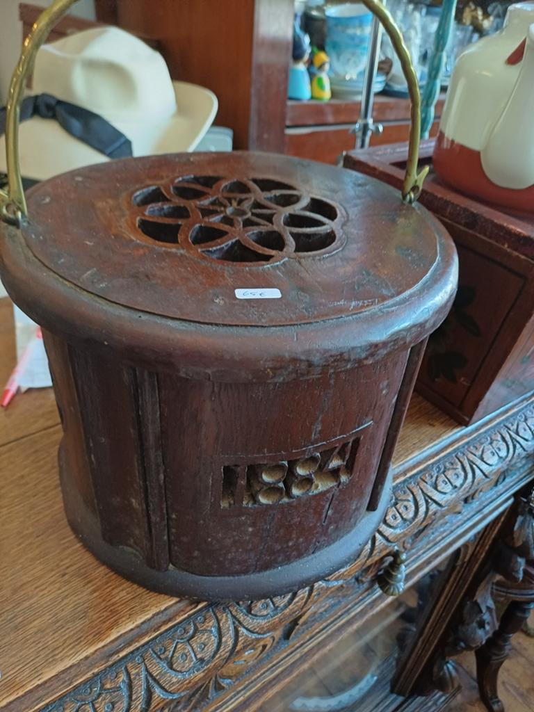 Antieke houten stoof uit 1884 - Volkskunst, Antiek en Kunst, Ophalen of Verzenden