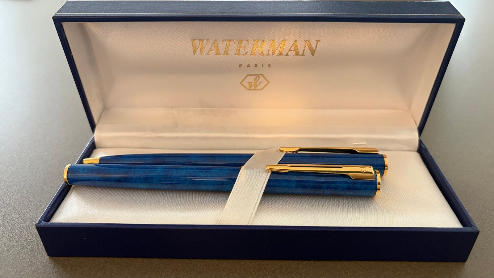 Waterman vulpen en balpen Apostrophe Blue Marble Ongebruikt, Verzamelen, Pennenverzamelingen, Ophalen, Nieuw, Met doosje, Vulpen
