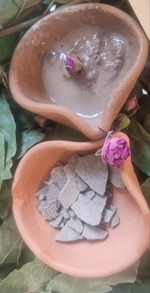 Ghassoul Klei Brokken 4,5 kg masker scrub partij, Ophalen of Verzenden, Nieuw, Gehele gezicht