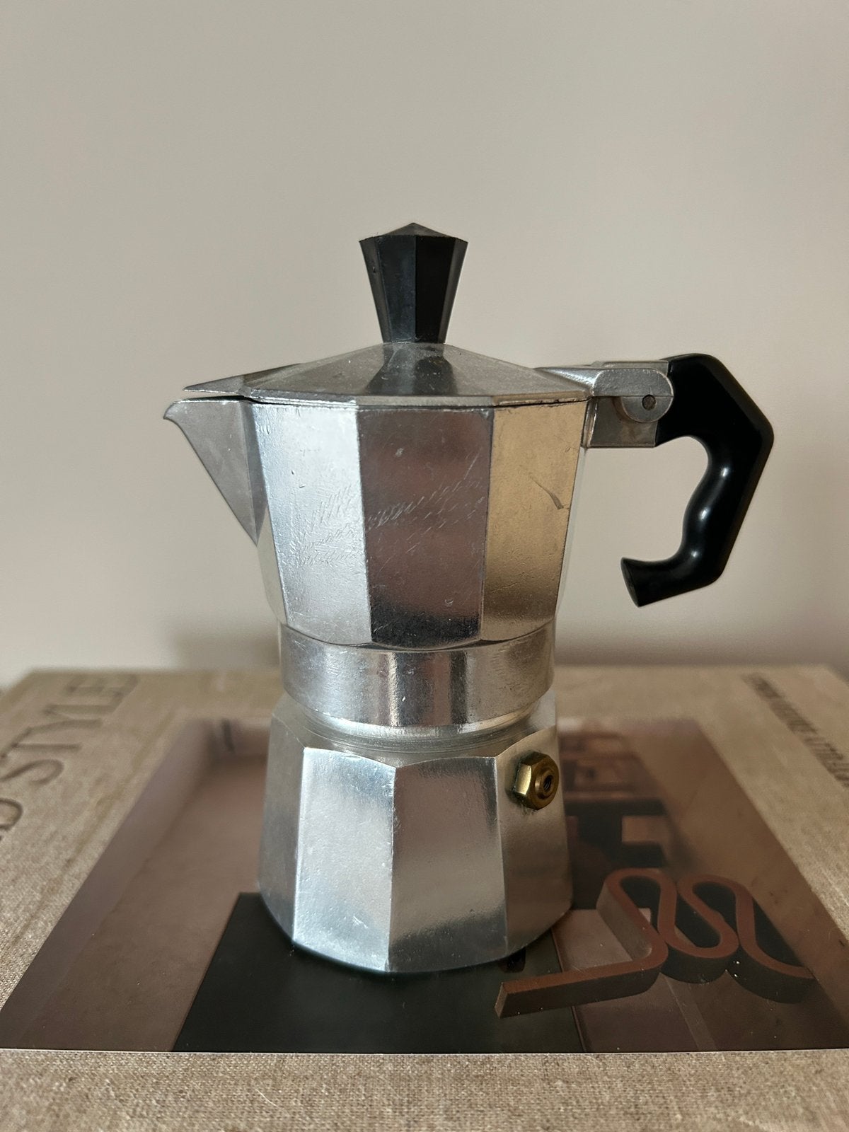 Vintage Bialetti Moka Express – Made in Italy espresso maker, Witgoed en Apparatuur, Koffiezetapparaten, Ophalen of Verzenden