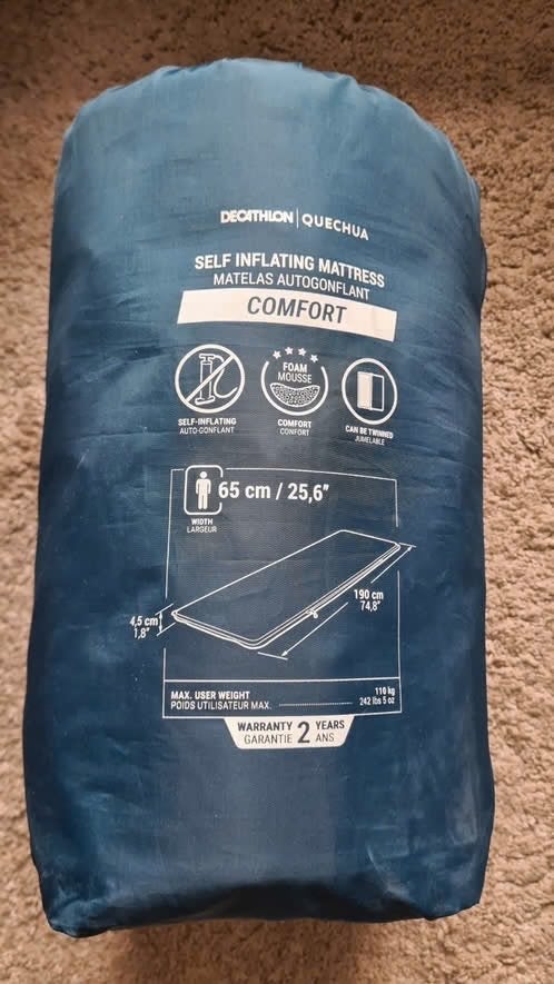 Decathlon Quechua Zelfopblazende Slaapmat 1-persoons Comfort, Caravans en Kamperen, Ophalen of Verzenden, Zo goed als nieuw, 1-persoons